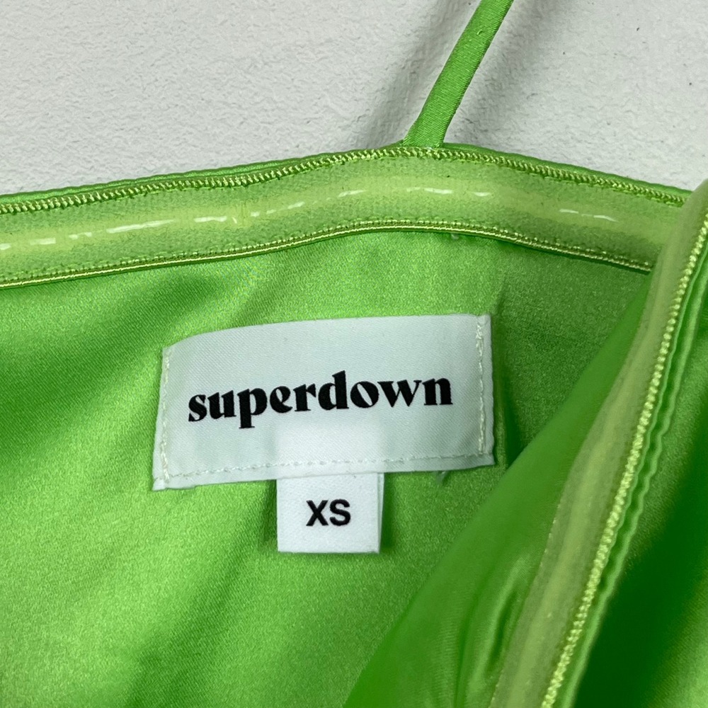 Superdown Lime Green Satin Crop Top Bandeau Cami Back Zip XS - Picture 3 of 7